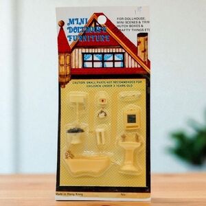 Hong Kong Mini Dollhouse Bathroom Fixtures Set - Cream Original Packaging